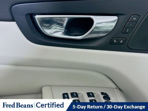 Used 2021 Volvo XC60 T6 Inscription w/ Advanced Package image 19