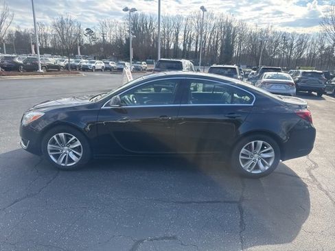 Used 2016 Buick Regal image 4