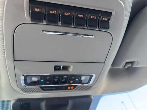 New 2026 Ford F350 Lariat w/ Black Appearance Package image 38