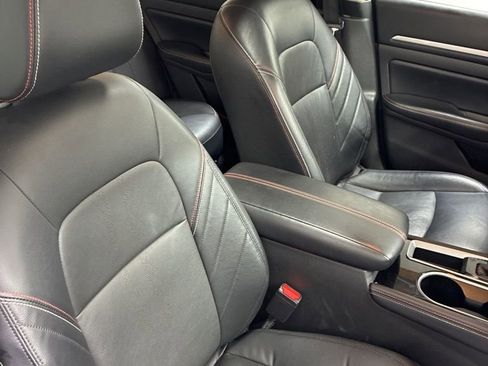 Used 2024 Nissan Altima 2.5 SR w/ SR Premium Package image 28