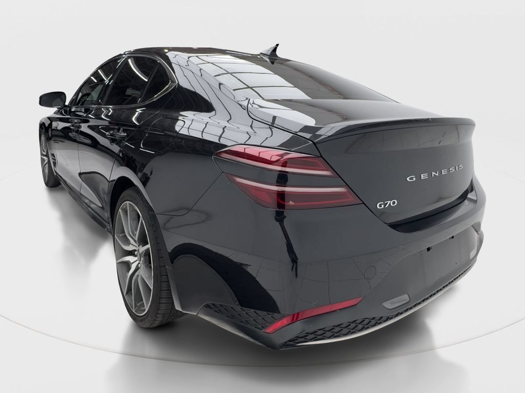 Used 2023 Genesis G70 2.0T RWD image 11