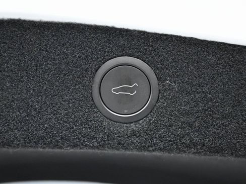 Used 2025 Tesla Model 3 Long Range image 36