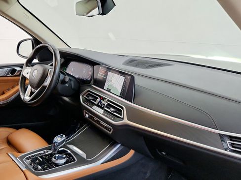 Used 2022 BMW X7 xDrive40i w/ Executive Package AWD/4WD image 28