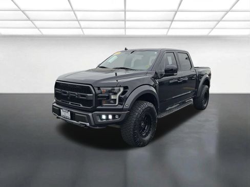 Used 2019 Ford F150 Raptor w/ Equipment Group 802A Luxury AWD/4WD image 7