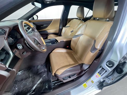 Used 2019 Lexus ES 350 image 21