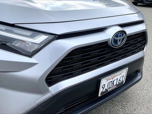 Certified 2023 Toyota RAV4 XLE image 29