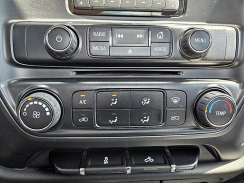 Used 2015 Chevrolet Silverado 3500 W/T image 41