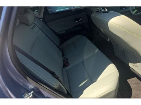 Used 2024 Hyundai Kona Limited image 6