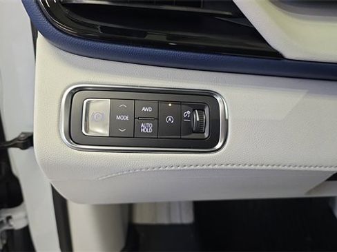 New 2026 Buick Enclave Avenir w/ Super Cruise Package image 27