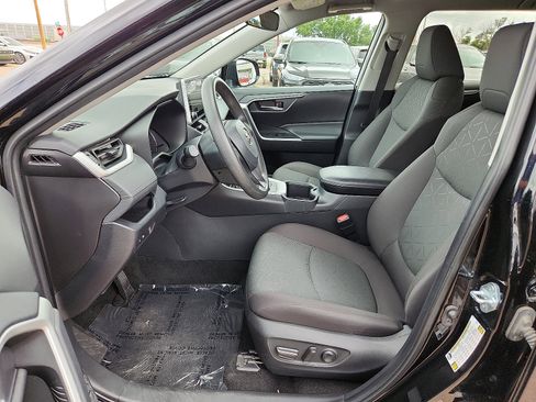 Used 2024 Toyota RAV4 XLE image 11
