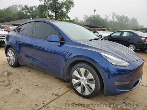 Used 2023 Tesla Model Y Long Range image 4