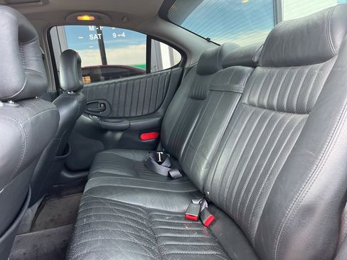 Used 1997 Pontiac Grand Prix GT w/ Opt Pkg image 16