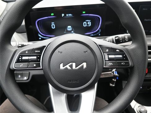 New 2026 Kia Seltos LX image 13