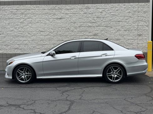 Used 2014 Mercedes-Benz E 550 4MATIC Sedan image 13