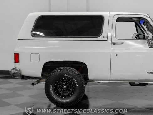 Used 1990 Chevrolet Blazer 4WD image 28