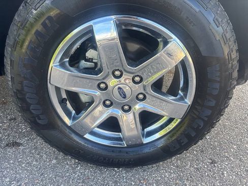 Used 2025 Ford Ranger XLT w/ Chrome Accent Package AWD/4WD image 4