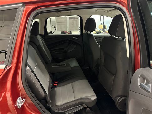 Used 2014 Ford Escape SE image 25