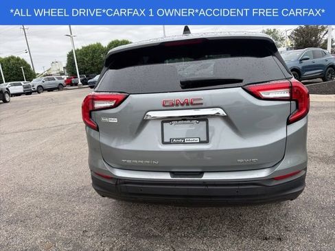 Used 2023 GMC Terrain SLE AWD/4WD image 10