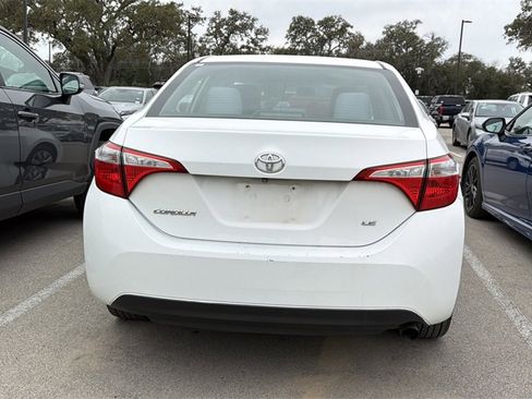 Used 2015 Toyota Corolla LE image 6