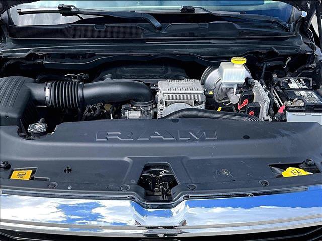 Used 2019 RAM 1500 Big Horn AWD/4WD image 11