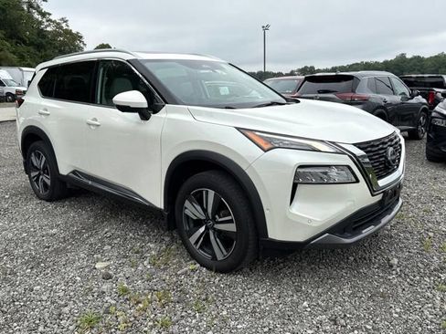 Certified 2023 Nissan Rogue SL w/ SL Premium Package AWD/4WD image 7