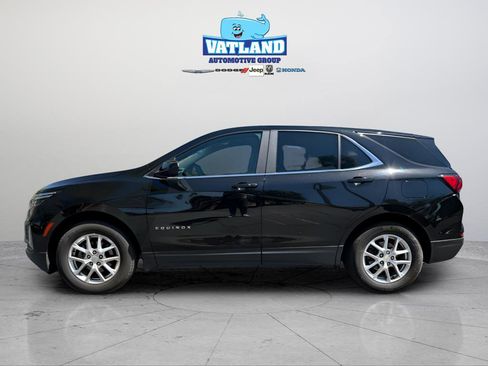 Used 2024 Chevrolet Equinox LT image 2