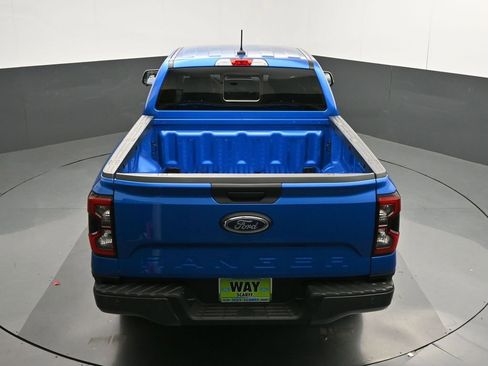 New 2025 Ford Ranger Lariat w/ FX4 Off-Road Package image 38