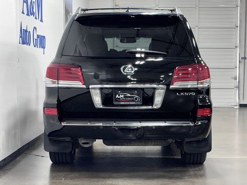 Used 2014 Lexus LX 570 4WD w/ Luxury Package image 5