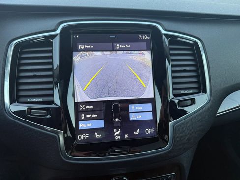 Used 2016 Volvo XC90 T6 Momentum w/ Momentum Plus Package AWD/4WD image 16