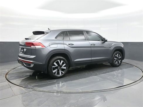 Used 2023 Volkswagen Atlas Cross Sport SE image 7