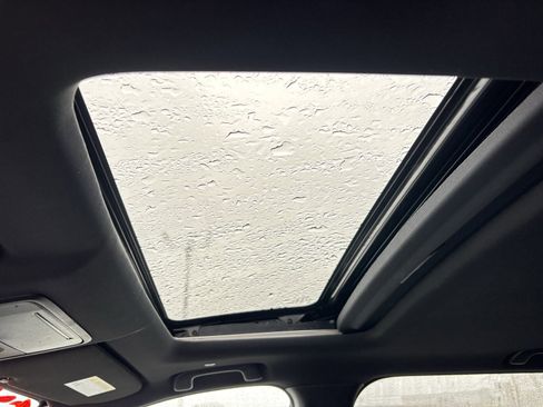 Used 2023 Honda CR-V Sport Touring image 6