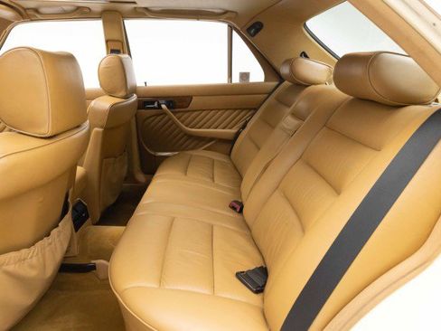 Used 1991 Mercedes-Benz 350 SD image 38