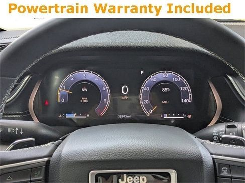 Used 2023 Jeep Grand Cherokee Altitude image 30