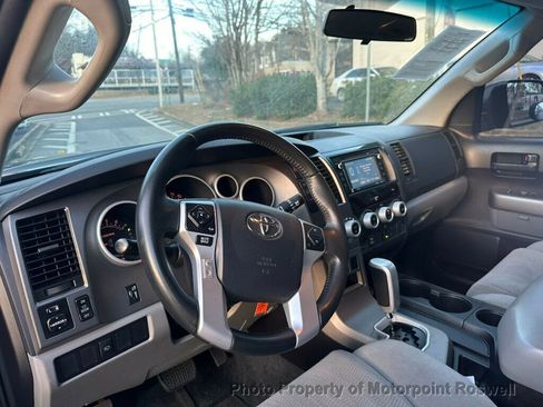 Used 2017 Toyota Sequoia SR5 image 8