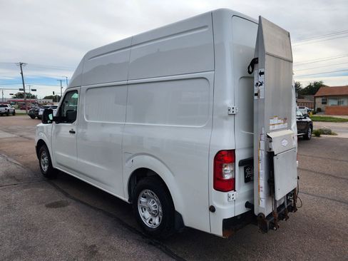 Used 2018 Nissan NV 2500 SV w/ Navigation Package image 5
