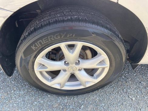 Used 2013 Nissan Rogue SV w/ Premium Pkg AWD/4WD image 31