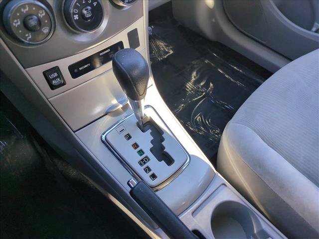 Used 2012 Toyota Corolla LE FWD image 12