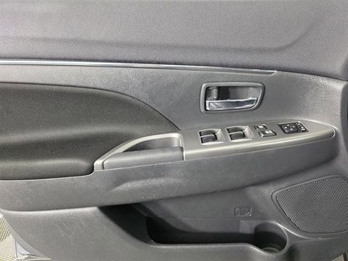 Used 2021 Mitsubishi Outlander Sport Black Edition image 39