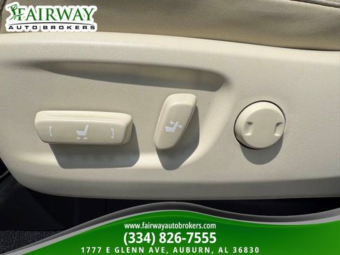 Used 2023 Lexus GX 460 Premium AWD/4WD image 16