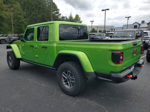 New 2025 Jeep Gladiator Mojave image 4