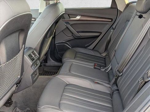 Used 2023 Audi Q5 2.0T Premium Plus w/ Premium Plus Package image 16