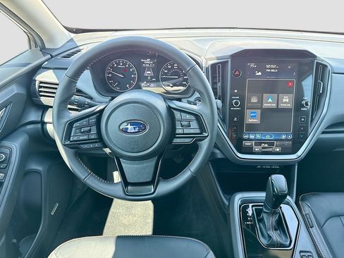 Certified 2025 Subaru Crosstrek 2.5i Limited w/ Crosstrek Mirror Package image 32