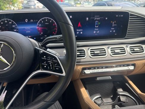 Certified 2024 Mercedes-Benz GLE 450 4MATIC image 4
