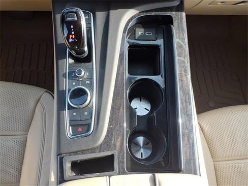 Used 2023 Cadillac Escalade ESV Premium Luxury image 20