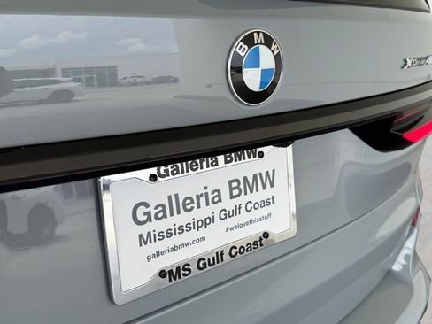 Used 2026 BMW X7 xDrive40i w/ M Sport Package image 12