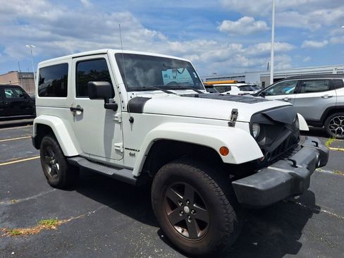 Used 2011 Jeep Wrangler Sport AWD/4WD image 2
