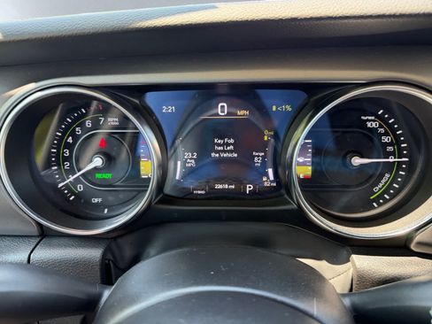 Used 2023 Jeep Wrangler Unlimited Rubicon 4xe AWD/4WD image 5