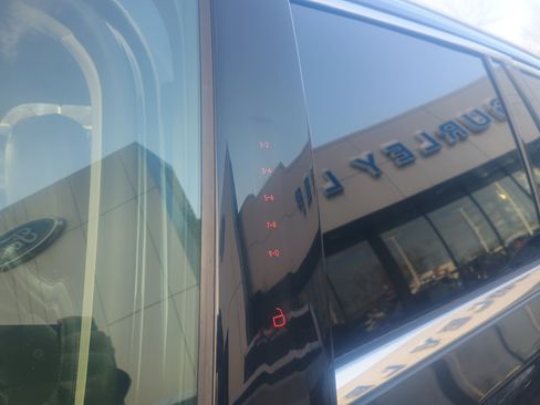 Used 2021 Lincoln Aviator Reserve w/ Equipment Group 201A image 6