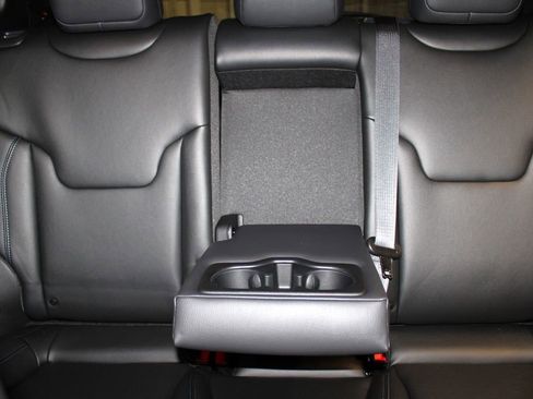 New 2026 Jeep Compass Limited image 27