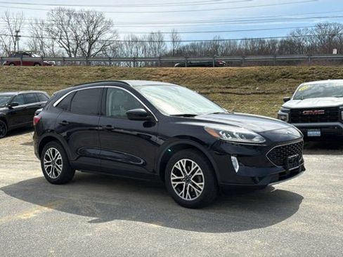 Used 2021 Ford Escape SEL w/ Technology Package AWD/4WD image 2
